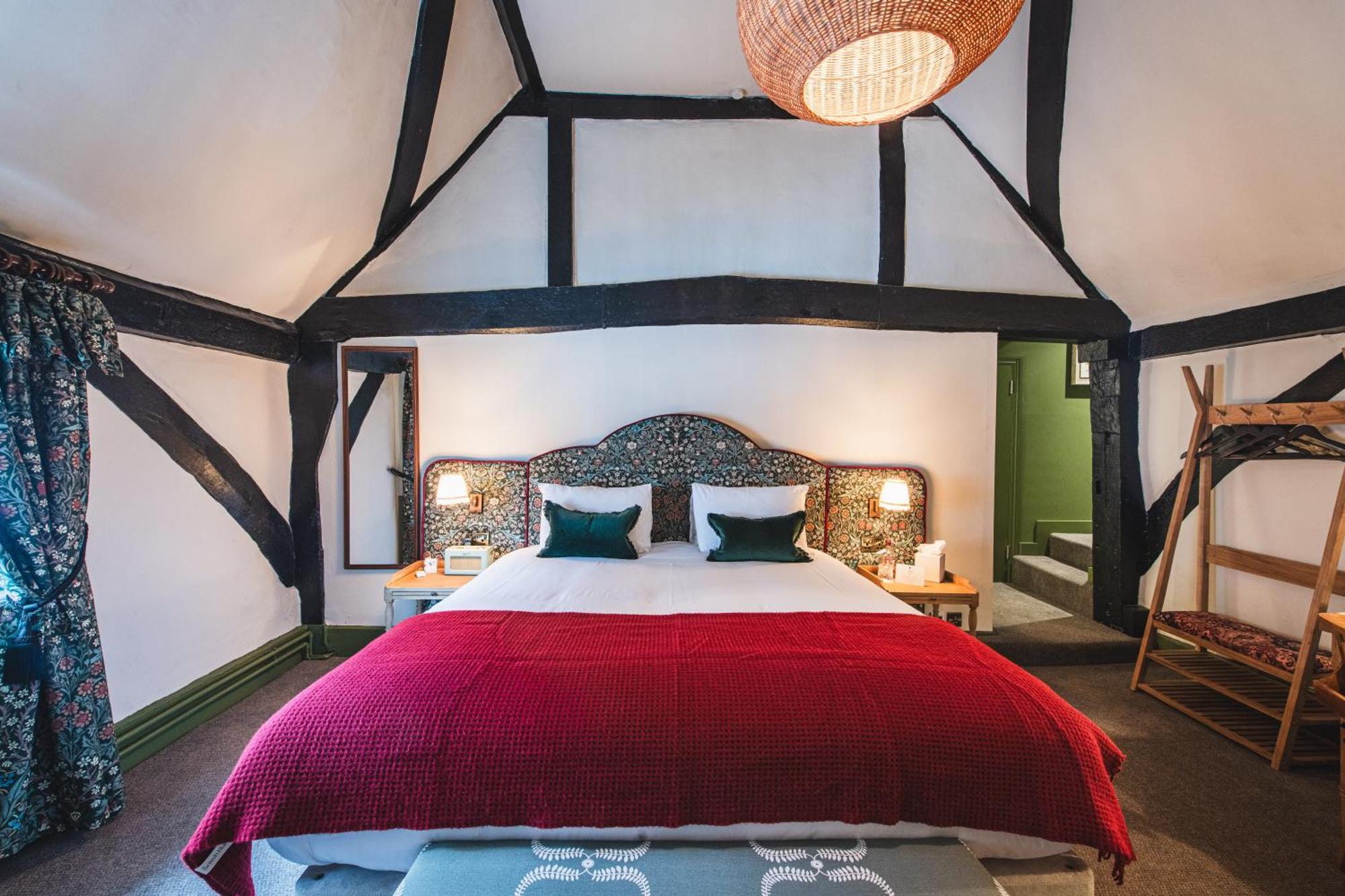 Bel And The Dragon-Odiham Hotel Exterior foto